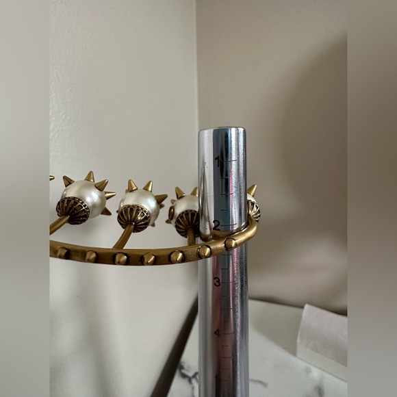 Gucci Multi-Finger Spike and Pearl Ring - Picture 14 of 15